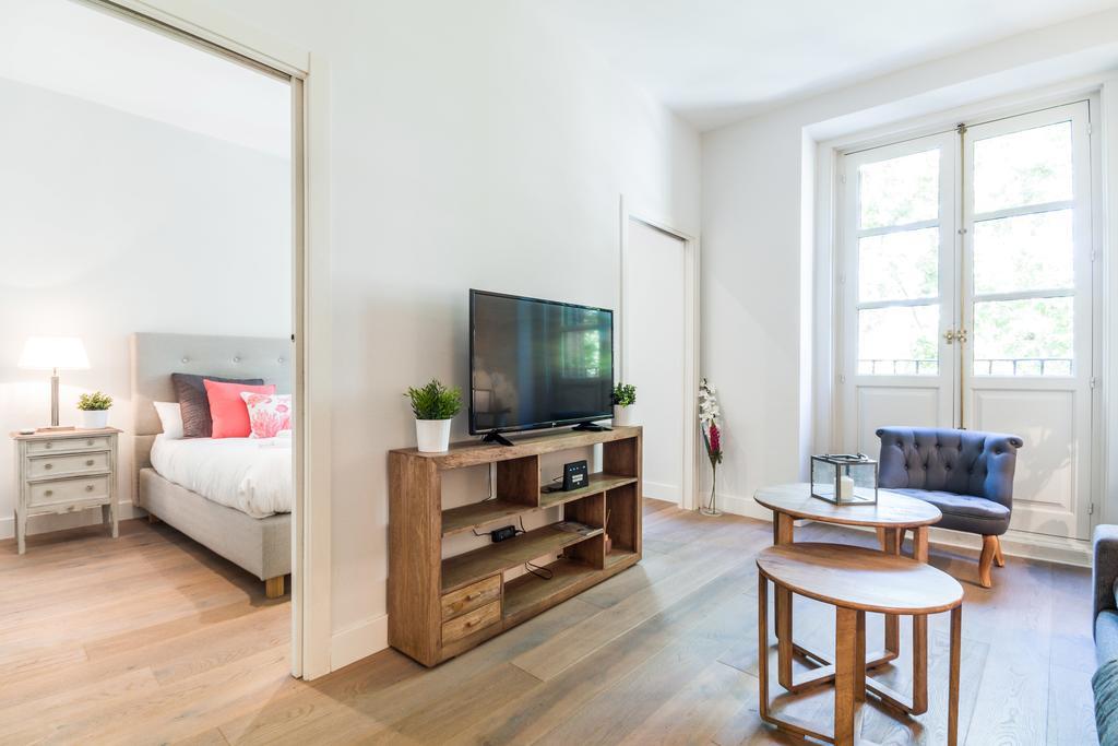 Ferienwohnung Pyr Select Plaza Santa Ana Madrid Exterior foto